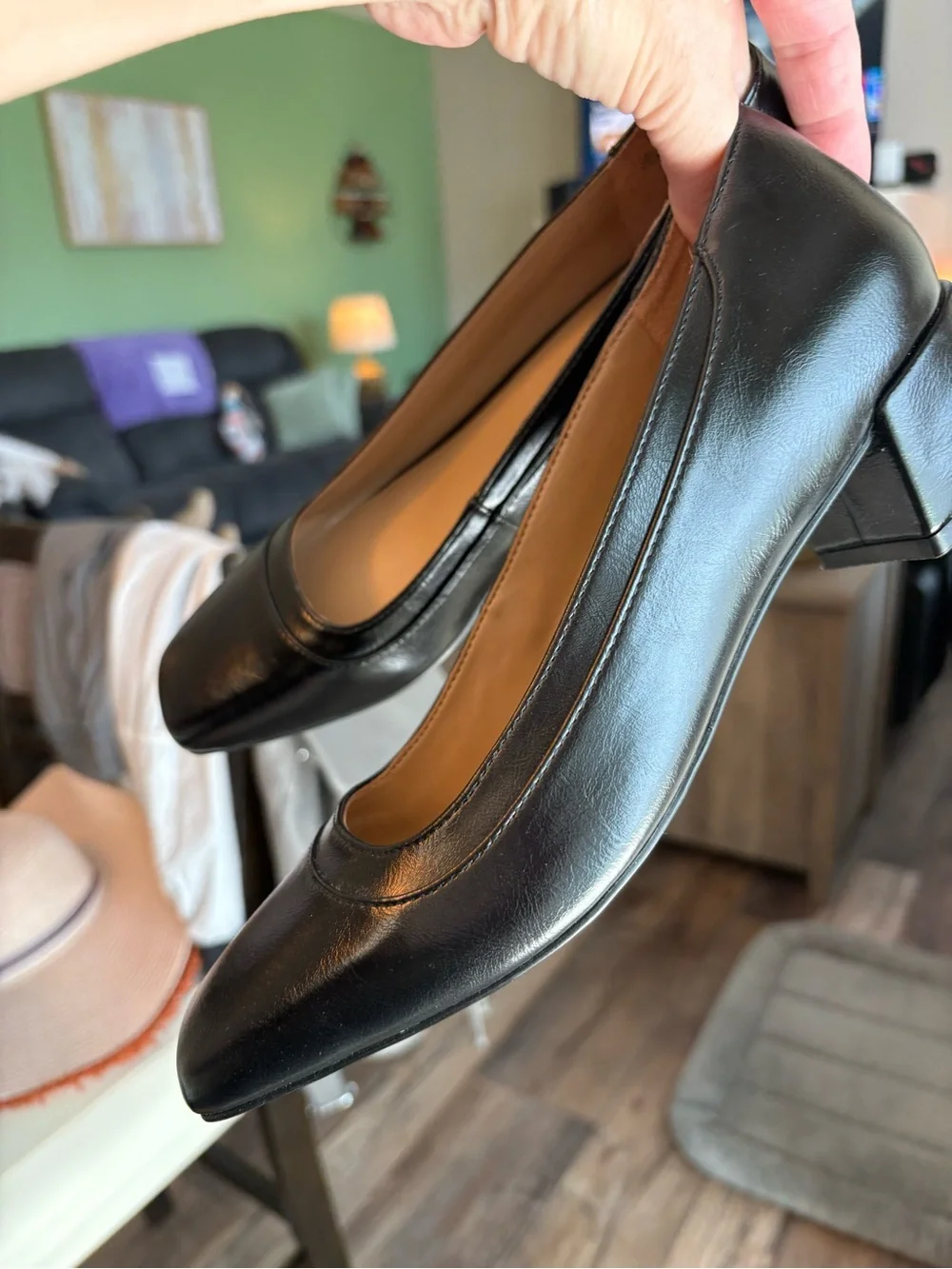 Naturalizer Black Square-Toe Leather Flats